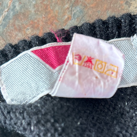 Vintage beaded and appliqué flower sweater, black, medium. - Picture 6 of 7